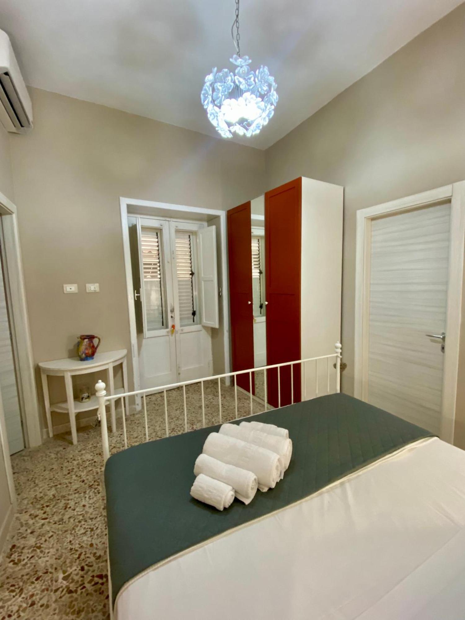 Ferienwohnung Delizia House Ortigia,Centro Citta, Vicino Al Mare Syrakus Exterior foto